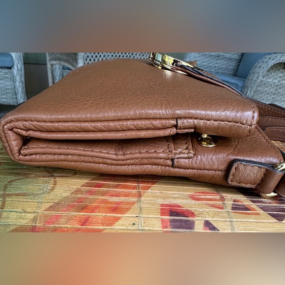 Michael Michael Kors Brown Leather Fulton Crossbody Bag - Picture 11 of 13